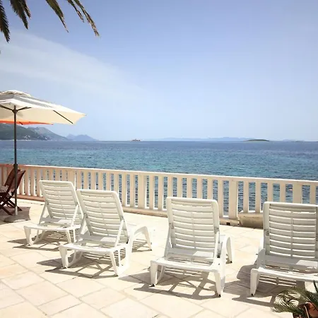 Apartments By The Sea Orebic, Peljesac - 2130 *